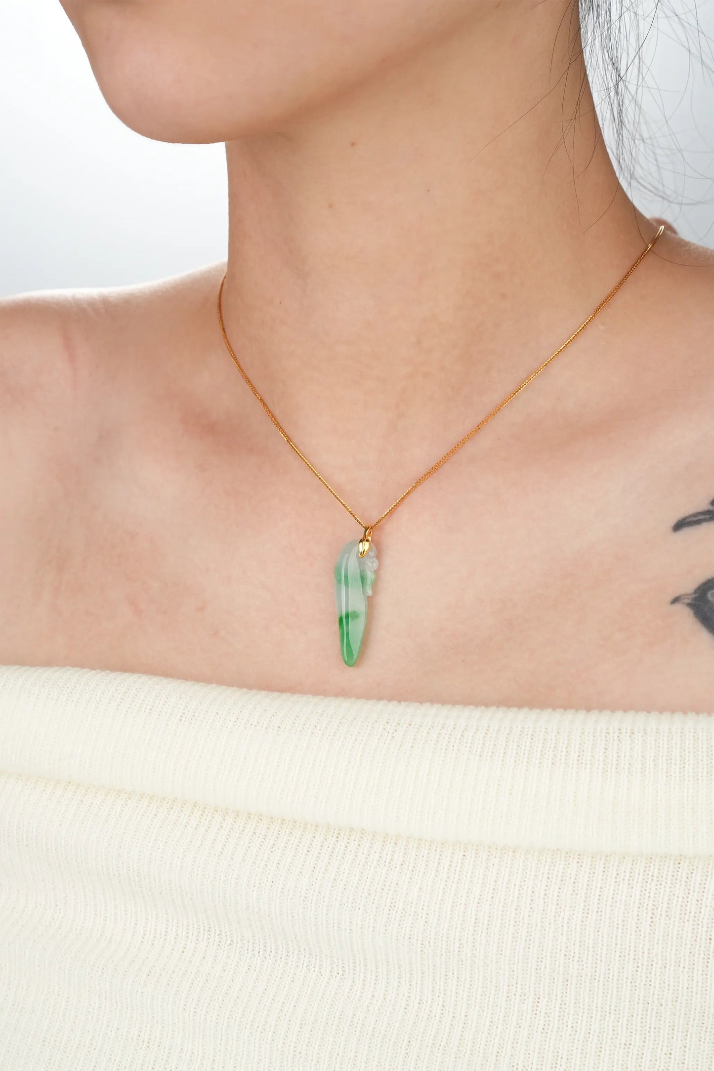 "Chilli" Icy Sun Green Jadeite Jade 18K Yellow Gold Pendant