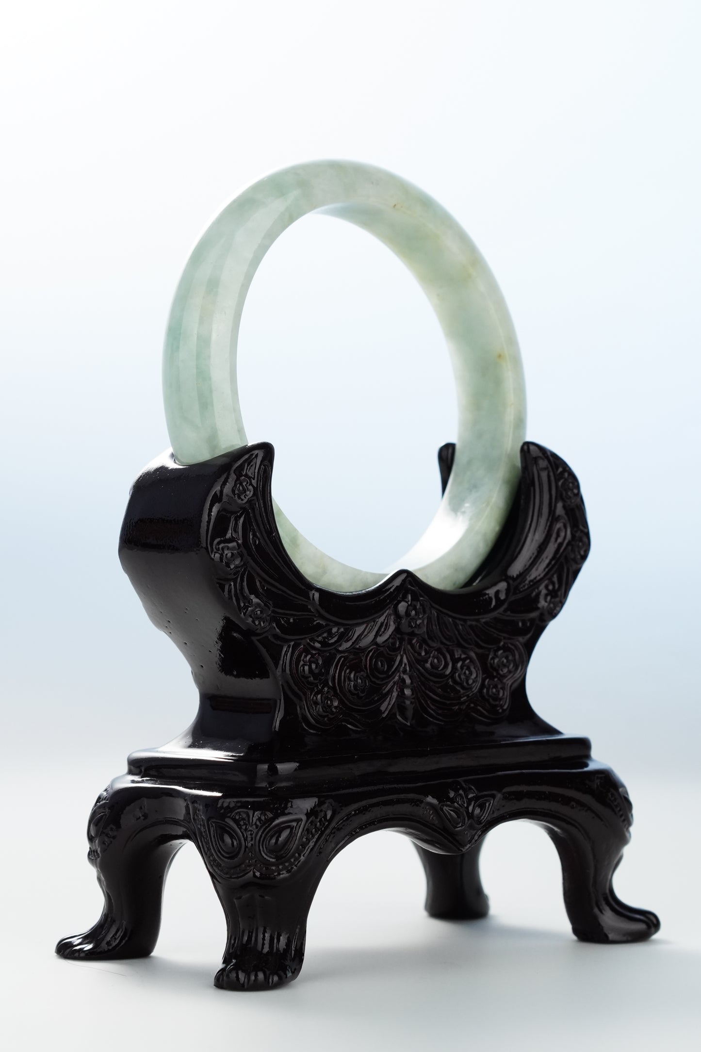 #0115 Willow Green Yellow Jadeite Jade Bangle Size 54.8