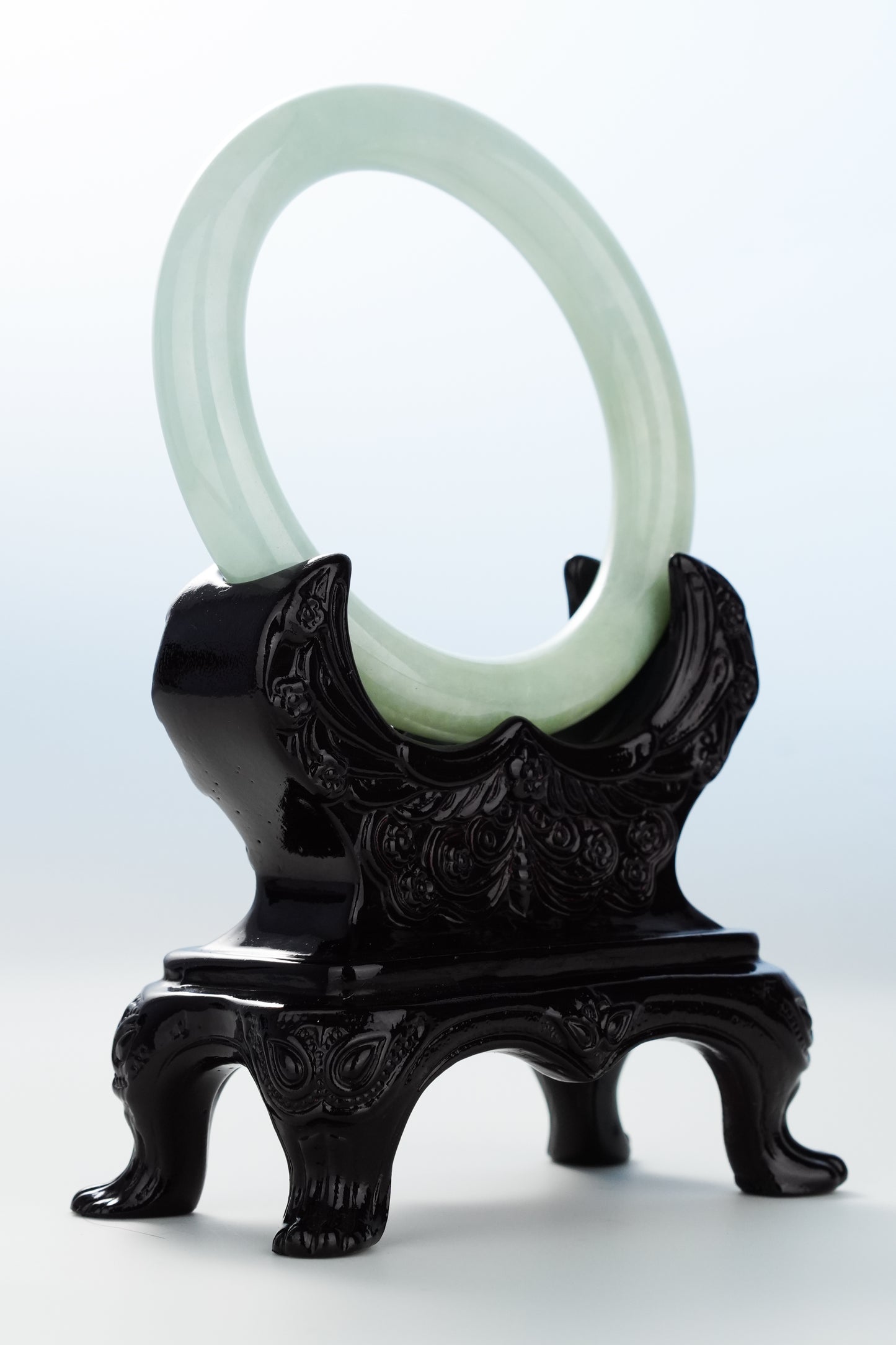 #0121 Willow Green Jadeite Jade Bangle Size 60 (fits up to 61.5)