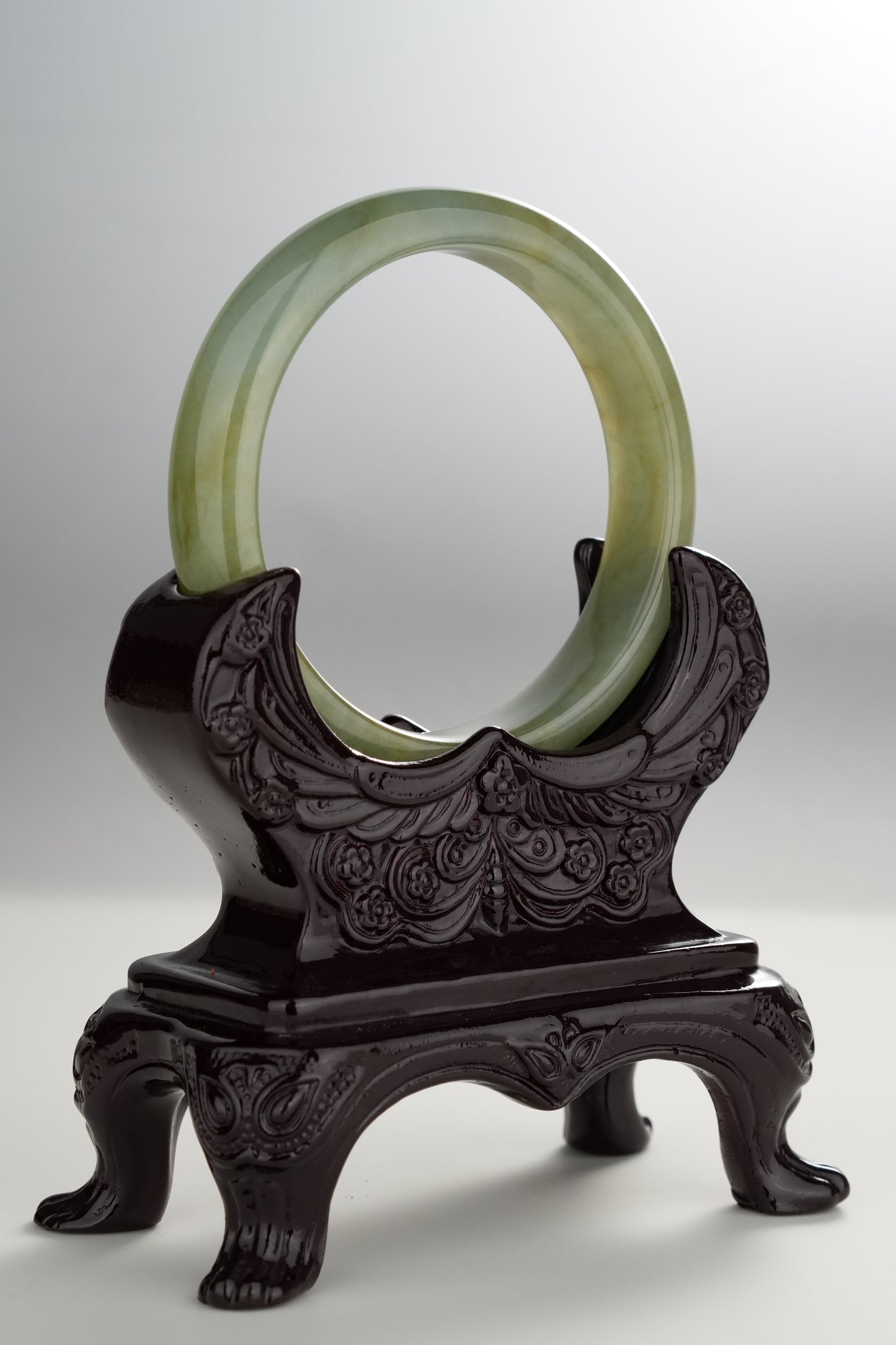 #0278 Oil Green Yellow Jade Bangle Size 53.7