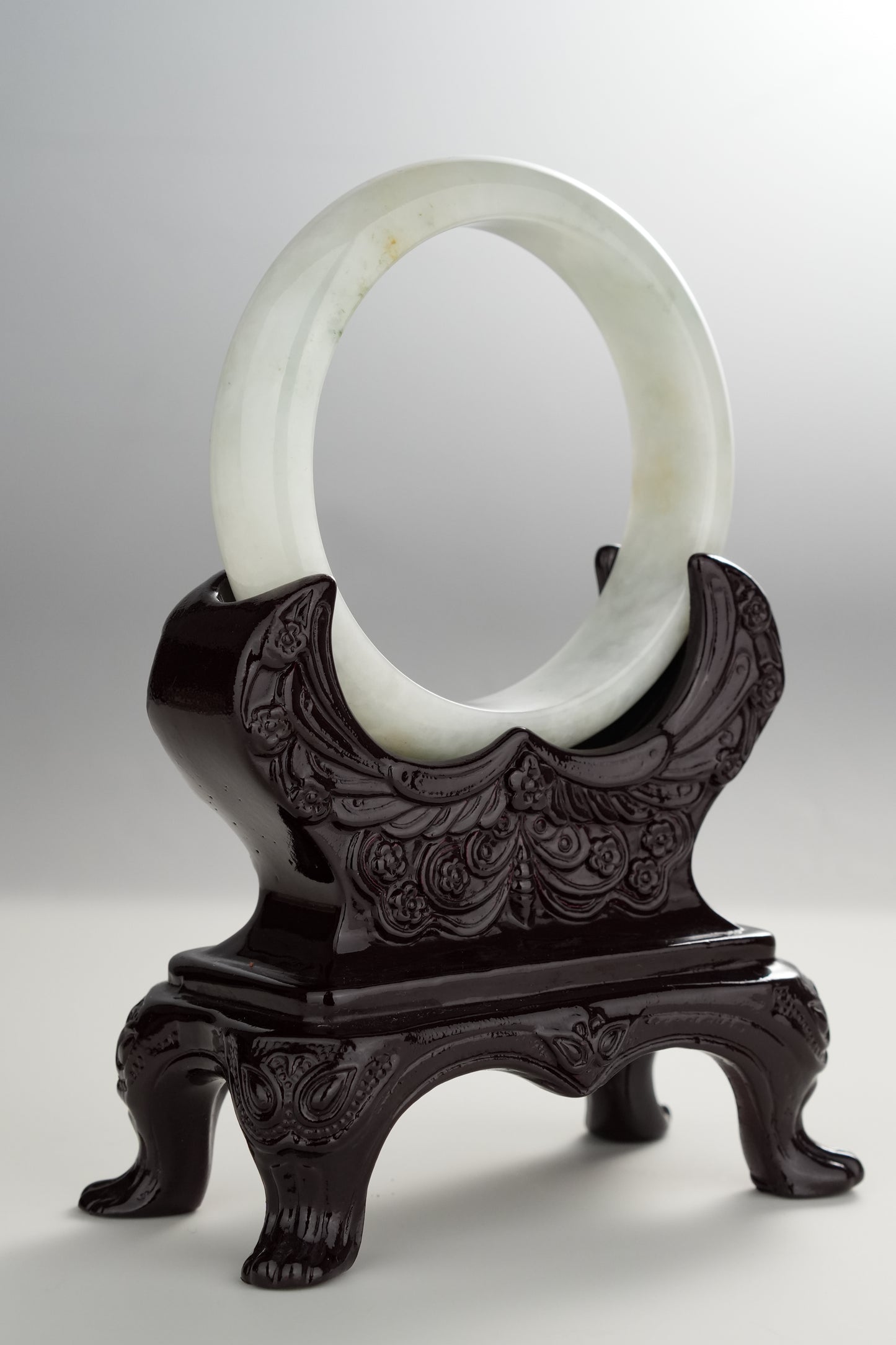 #0285 White Light Green Jade Bangle Size 55.2