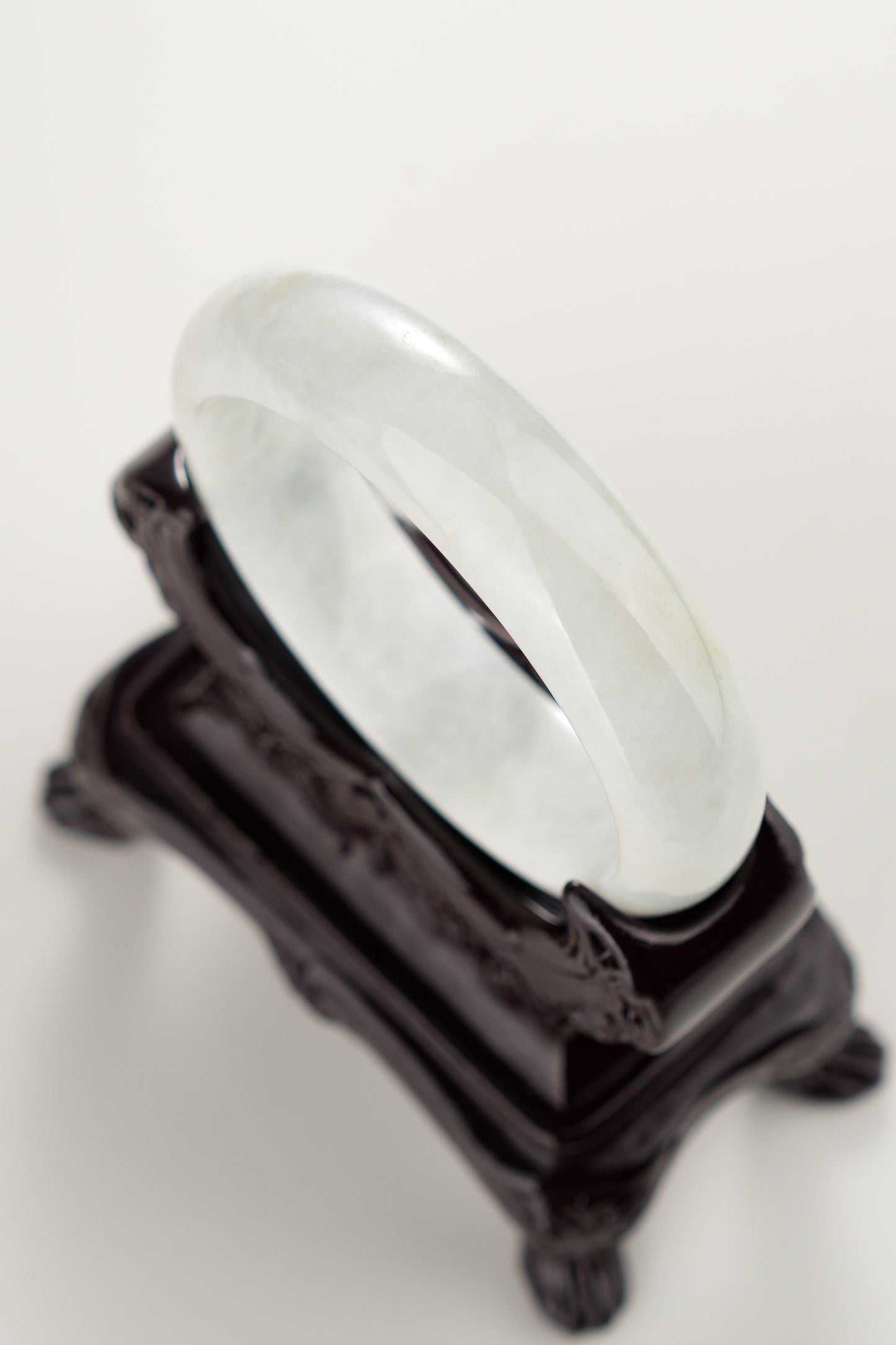 #0285 White Light Green Jade Bangle Size 55.2