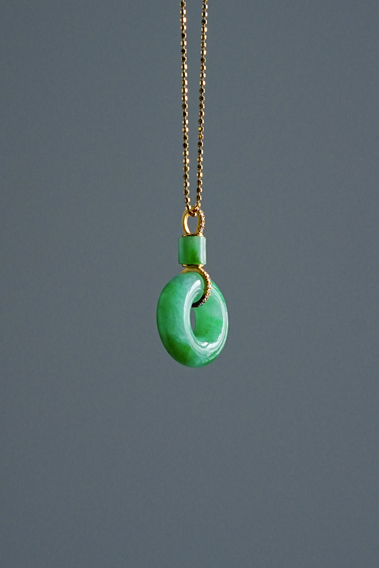 #0436 "Ping An Kou" Vivid Green Jadeite Jade Donut 18K Yellow Gold VS Diamonds Pendant
