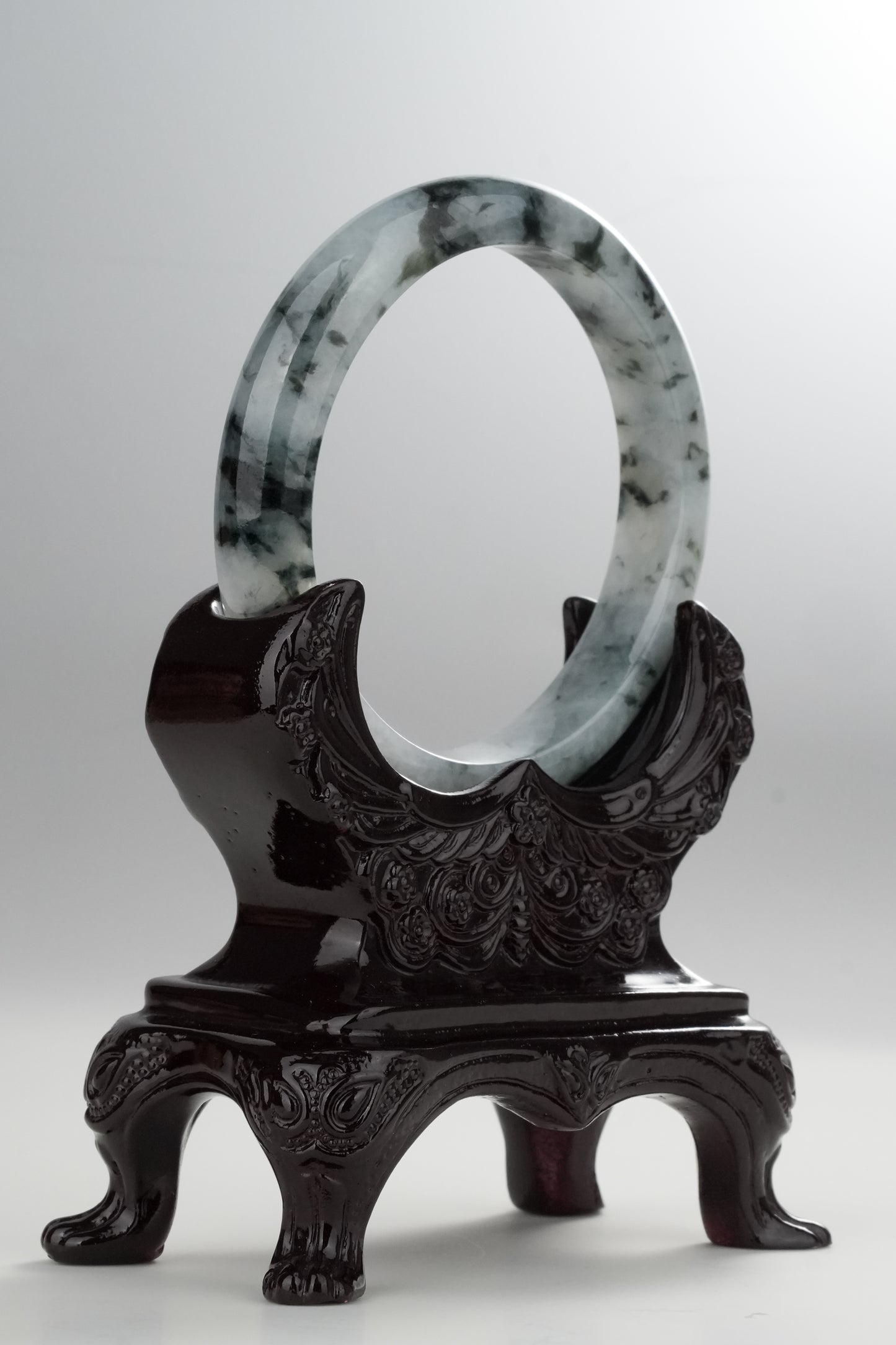 #0329"Wash Drawing" Icy Ink Flower White Jade Bangle Size 57.7