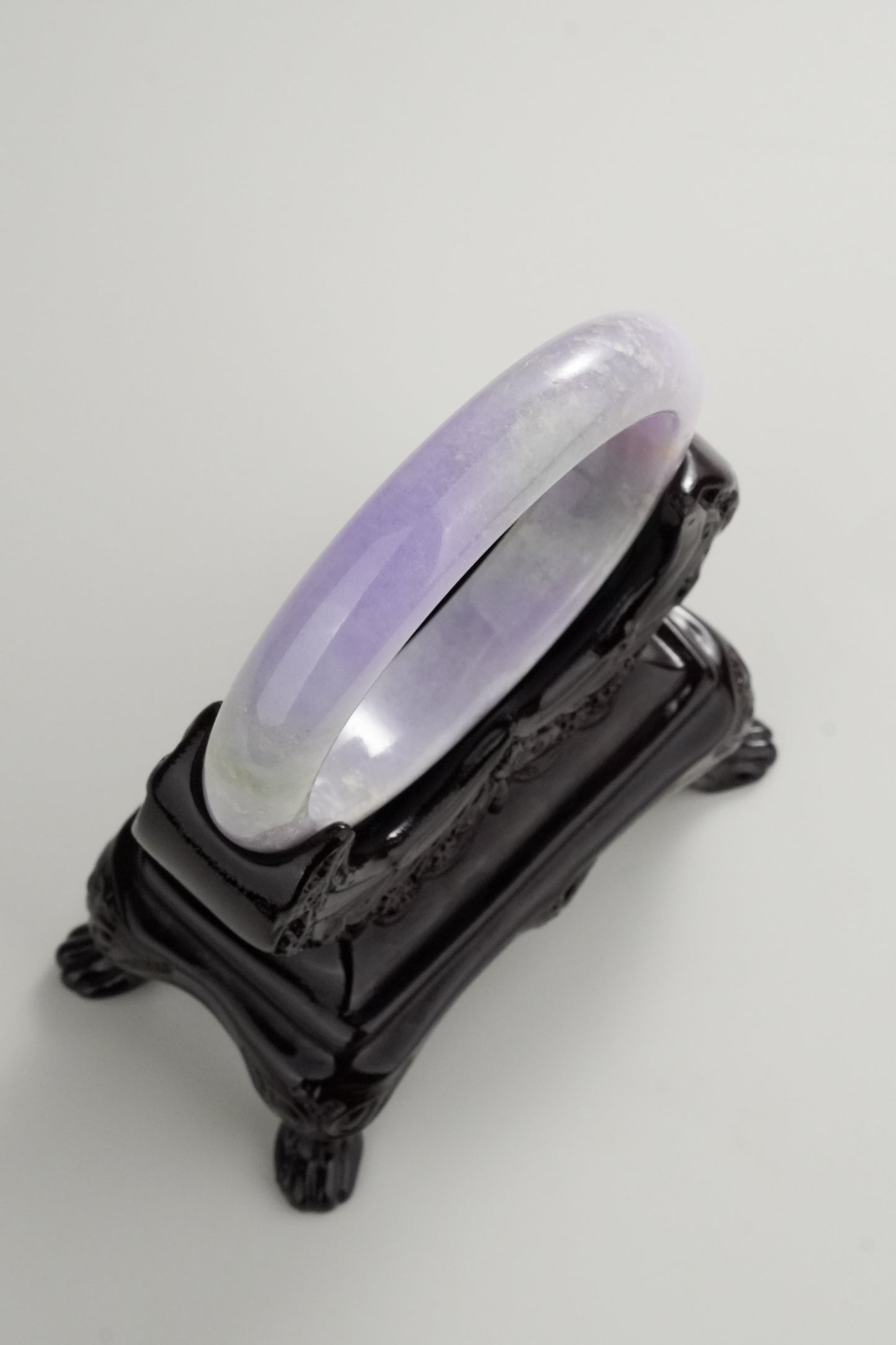 #0325 Vivid Spring Lavender Green with White Spot Jade Bangle Size 56.3