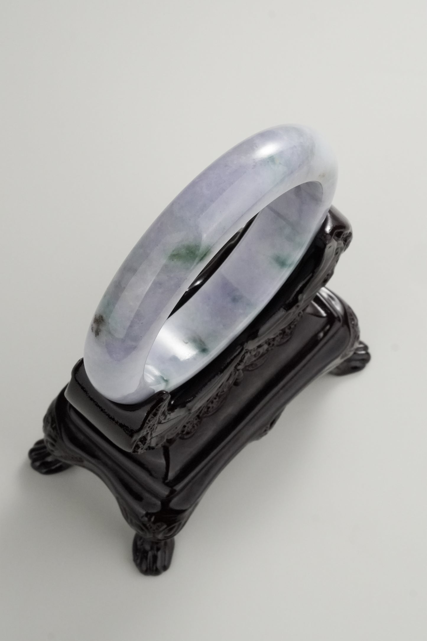 #0332 Spring Lavender Green Jade Bangle Size 57.8