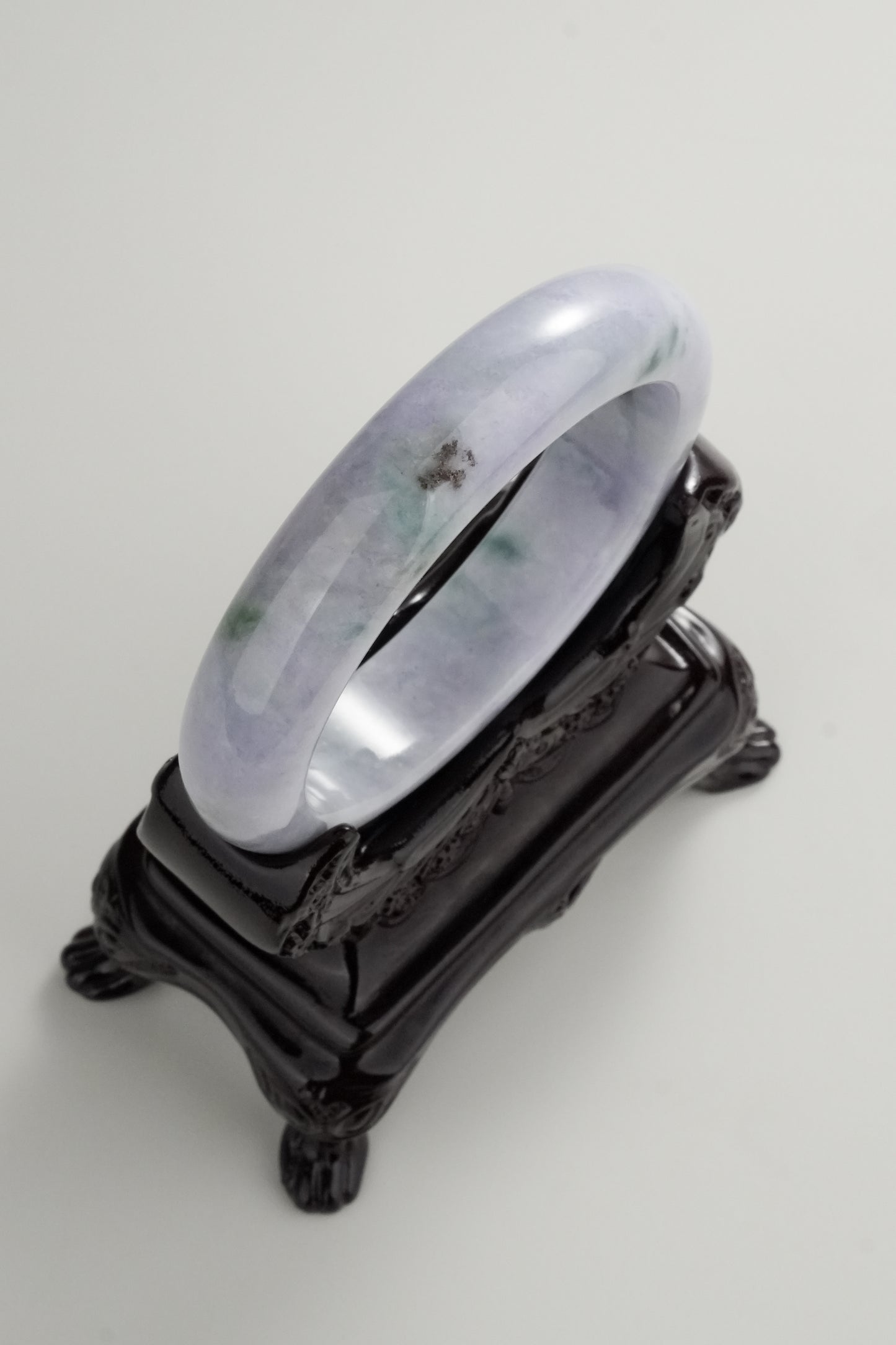 #0332 Spring Lavender Green Jade Bangle Size 57.8