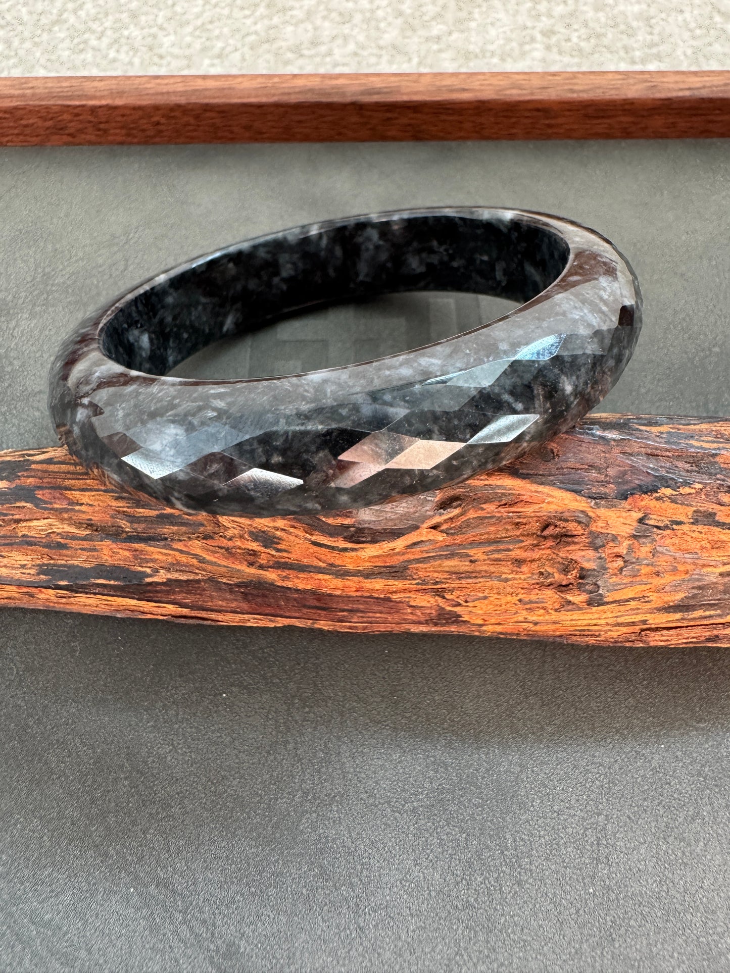 #0316 Diamond Cut Black Jade Bangle Size 57.6