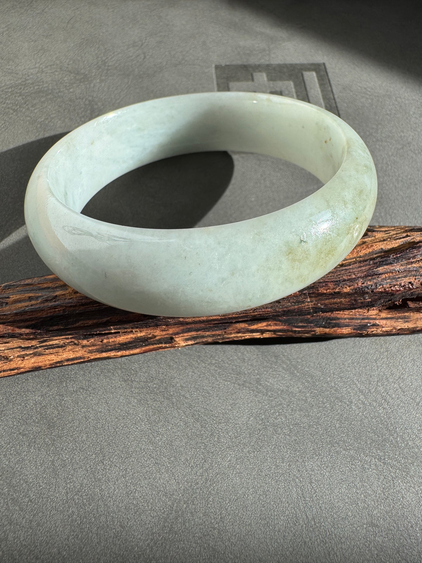 #0299 White Light Grey Yellow Jade Bangle Size 60.5