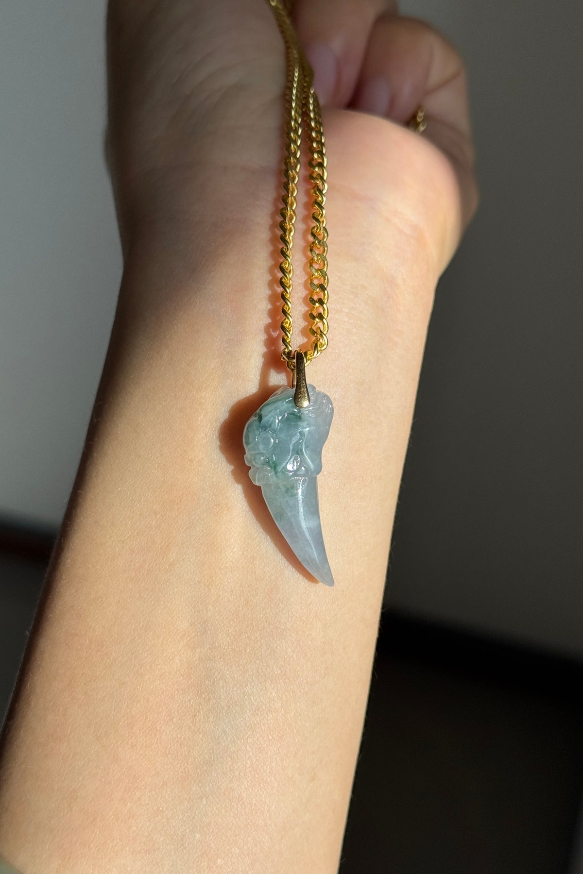 #P0569 "Dragon's Fang" Icy Lavender Green Jadeite Jade 18K Yellow Gold Pendant