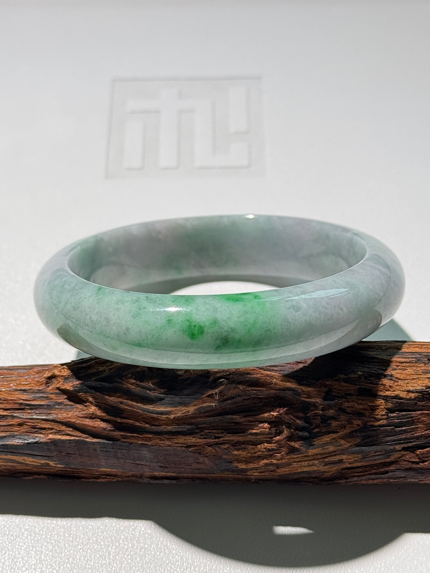 #0253 White Sun Green Light Lavender Jade Bangle Size 59