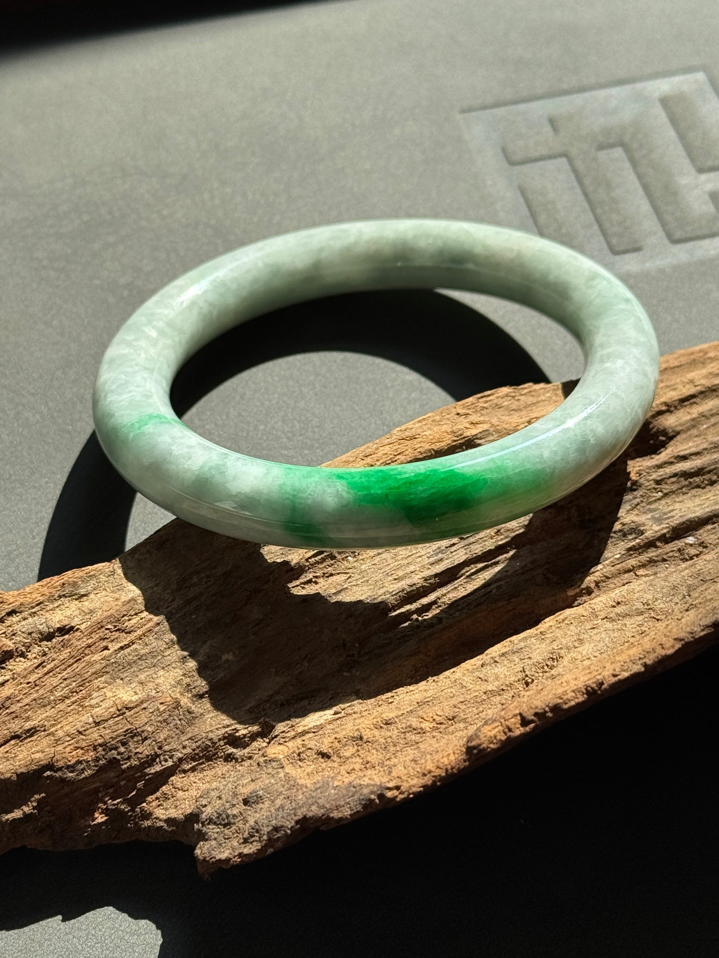 #0268 Bright Sun Green White Jade Bangle Size 54 (fits up to 55.5)