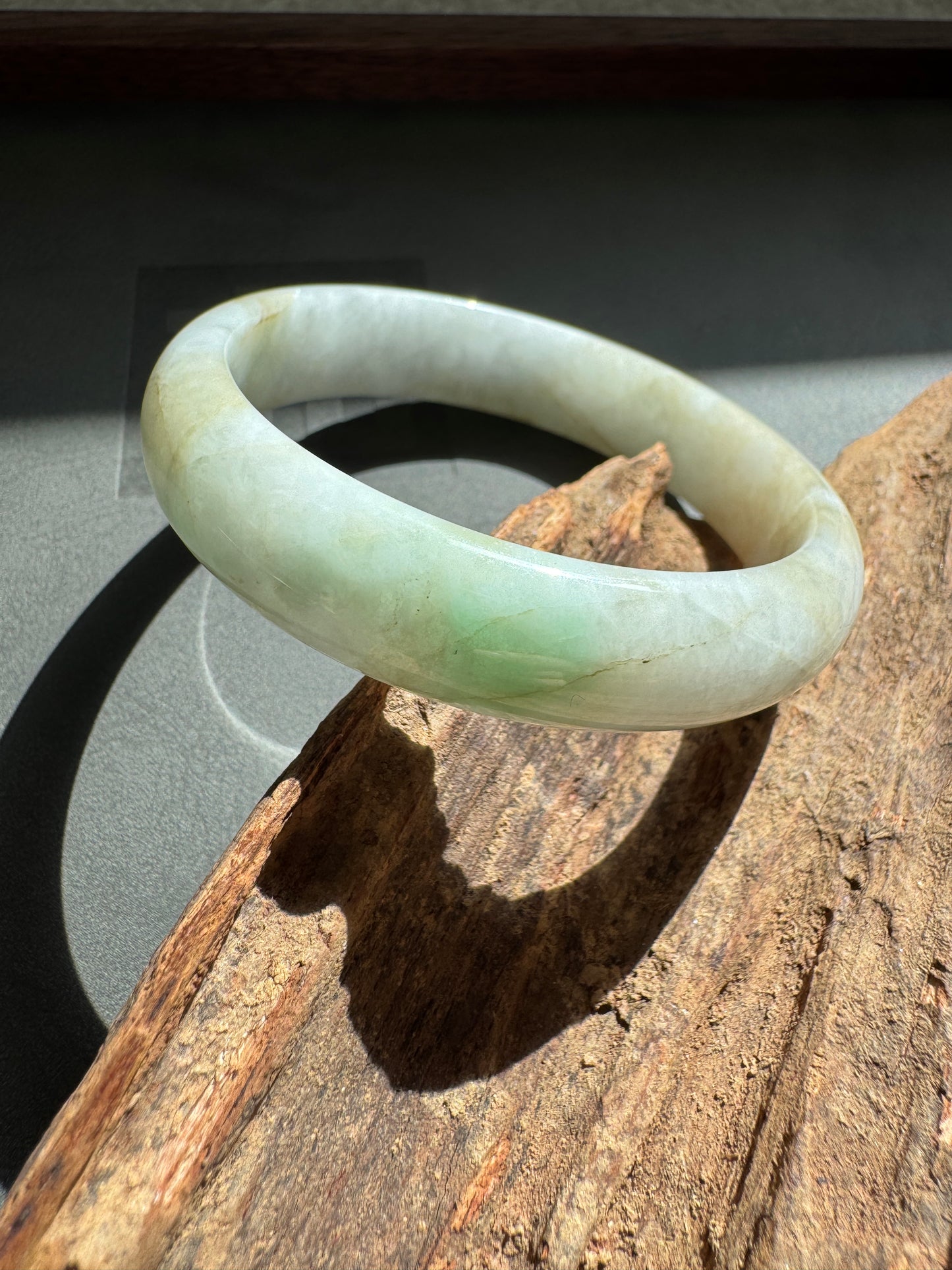 #0258 White Yellow Green Jade Bangle Size 54.6