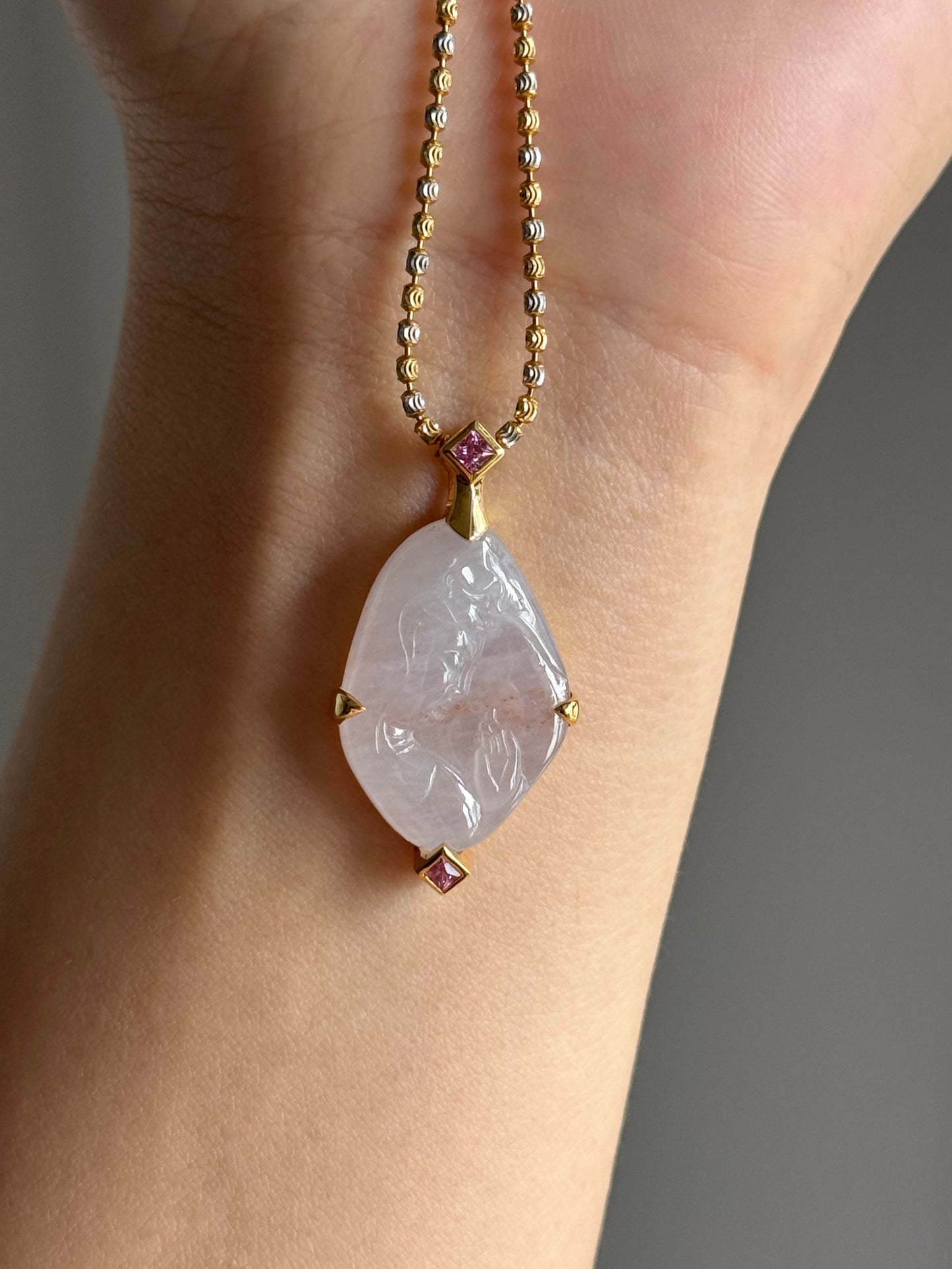 #P0556 "Guan Yin" Icy Light Pink Red White Jadeite Jade 18K Yellow Gold Pendant