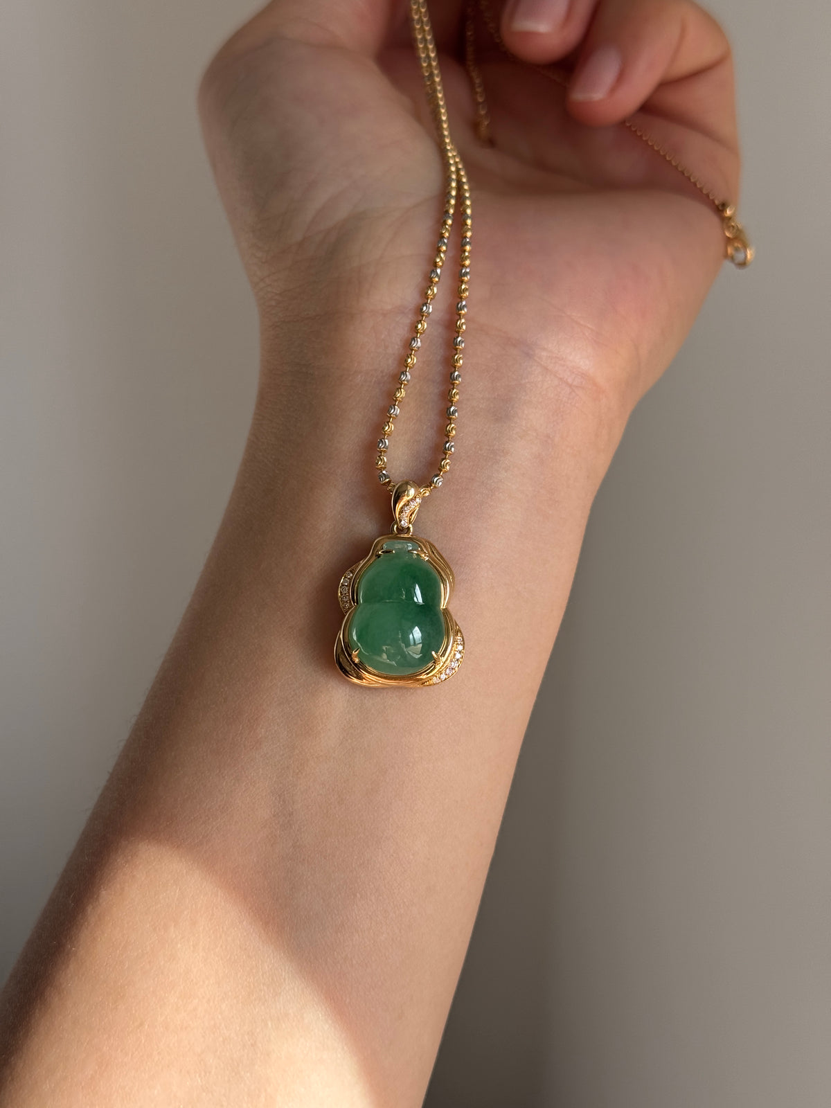 #P0568 "Hulu/Gourd" Icy Imperial Sun Green Jadeite Jade 18K Yellow Gold Pendant
