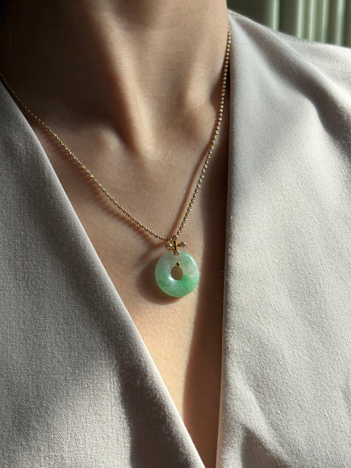 #P0498 "Bi" Icy Bright Sun Green Jadeite Jade Donut 18K Yellow Gold Pendant
