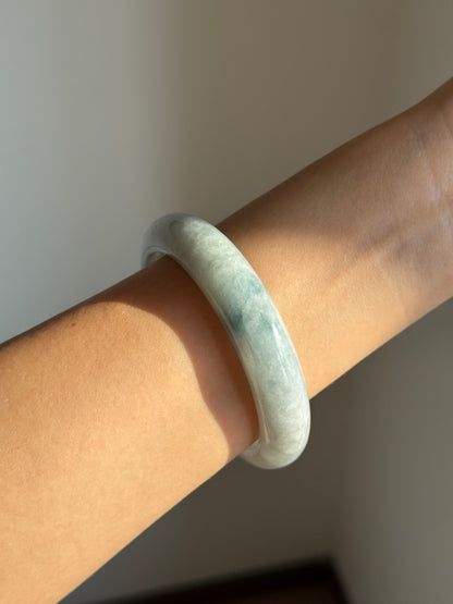 #0457 Blue Jade Bangle Size 58.6