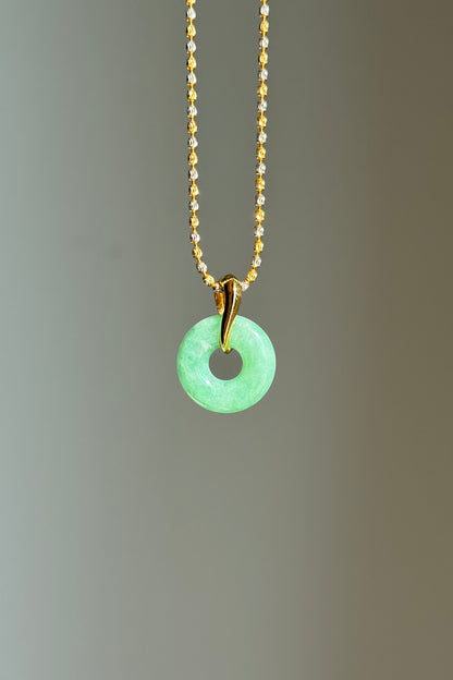 #P0565 "Bi" Vivid Green Jadeite Jade Donut 18K Yellow Gold Pendant