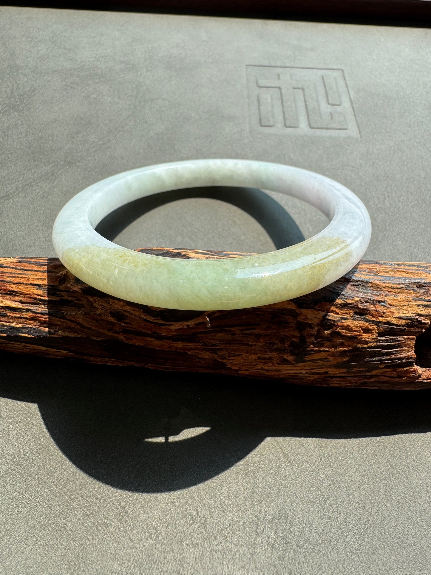 #0400 Icy Olive Green Yellow Light Lavender Jade Bangle Size 56.3