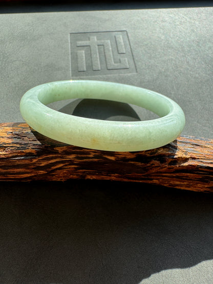#0426 Lotus Green Oval Jade Bangle Size 51