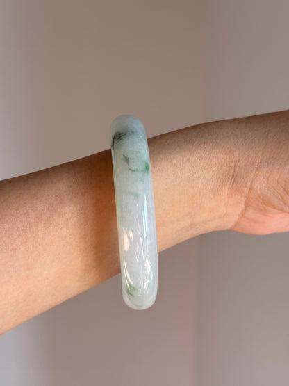 #0429 Icy Light Green Flower Round Jade Bangle Size 50.6 (fits up to 52)
