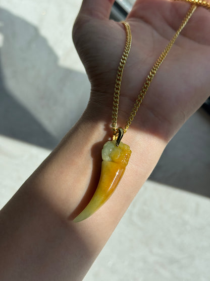 #P0560 "Dragon's Fang" Golden Yellow Green Jadeite Jade 18K Yellow Gold Pendant