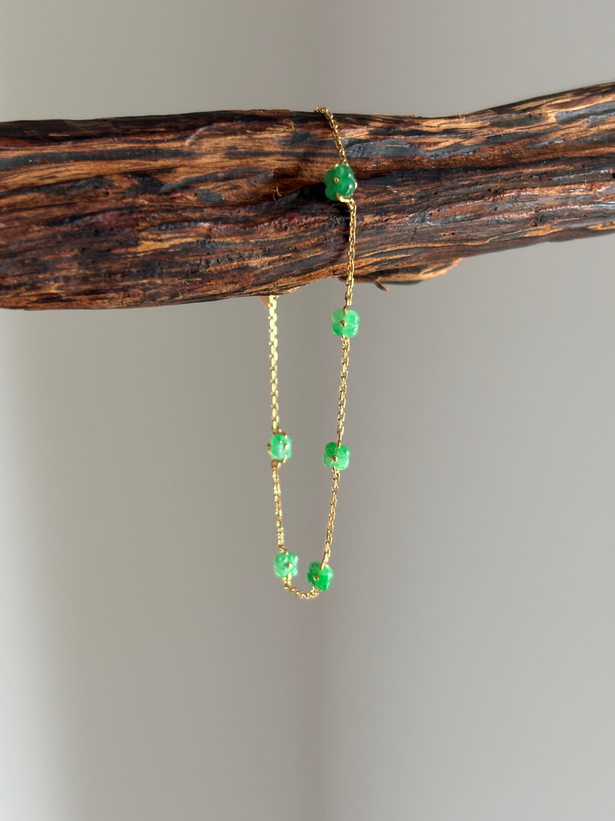 #B0803 18K Gold Icy Sun Green Jadeite Jade Osmanthus Bracelet