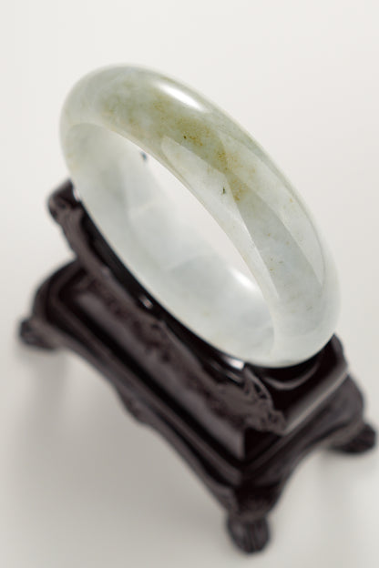 #0299 White Light Grey Yellow Jade Bangle Size 60.5