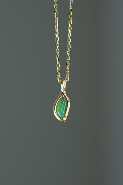 #0426 "Leaf" Highly Icy Bright Sun Green Jadeite Jade 18K Yellow Gold Pendant