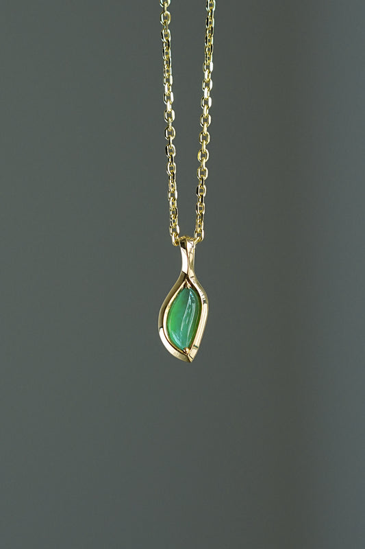 #0426 "Leaf" Highly Icy Imperial Green Jadeite Jade 18K Yellow Gold Pendant