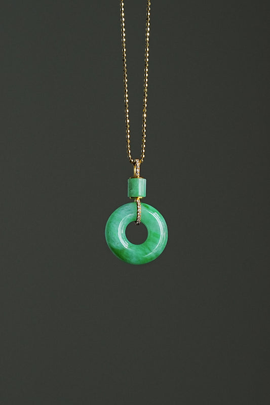 #0436 "Ping An Kou" Vivid Green Jadeite Jade Donut 18K Yellow Gold VS Diamonds Pendant