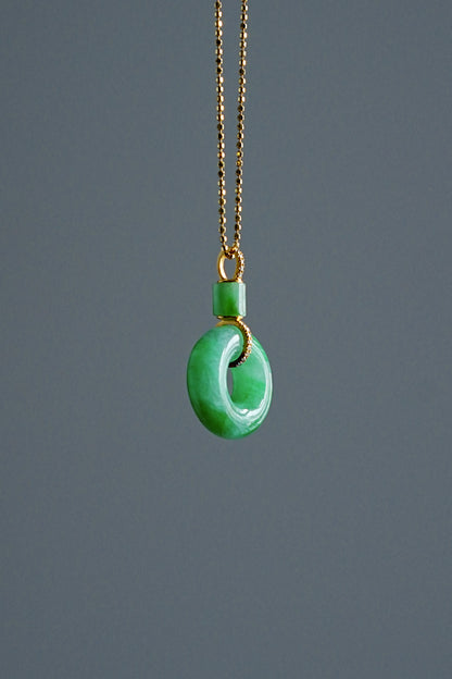 #0436 "Ping An Kou" Vivid Green Jadeite Jade Donut 18K Yellow Gold VS Diamonds Pendant