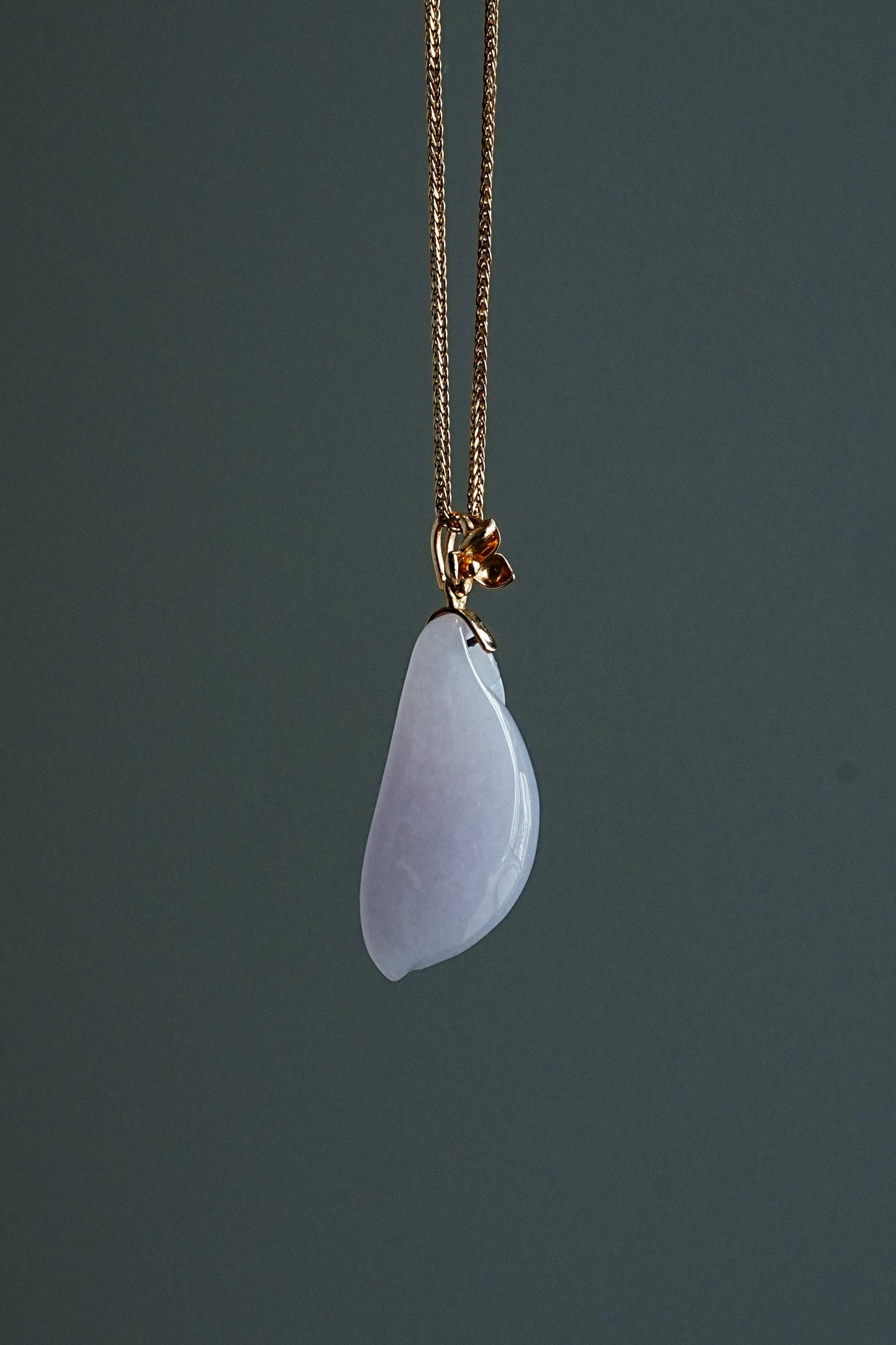 #0444 "Lucky Melon" Pinkish Lavender Jadeite Jade 18K Yellow Gold Pendant