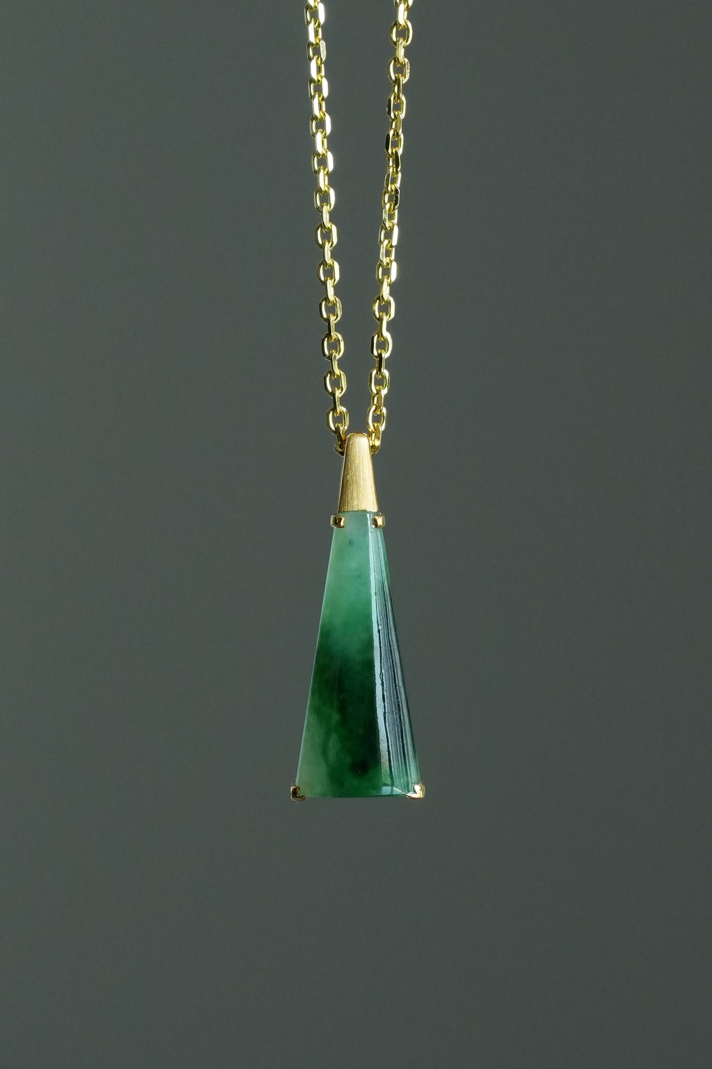 #0445 "Wu Shi" Highly Icy Rich Green Jadeite Jade 18K Yellow Gold Pendant
