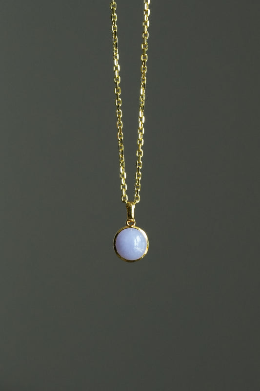 #0431 Lavender Jadeite Jade Cabochon 18K Yellow Gold Pendant