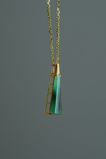 #0445 "Wu Shi" Highly Icy Rich Green Jadeite Jade 18K Yellow Gold Pendant