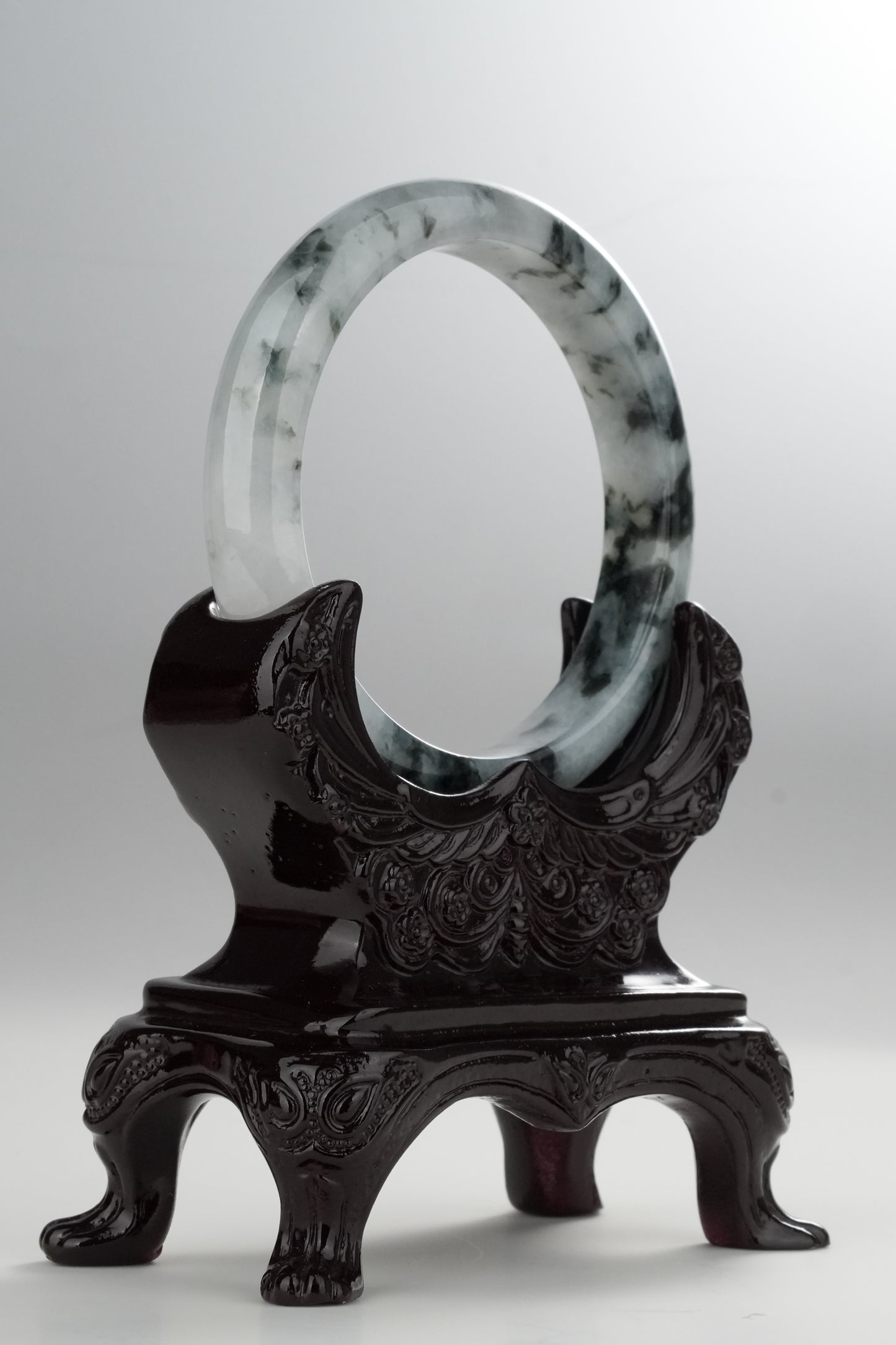 #0329"Wash Drawing" Icy Ink Flower White Jade Bangle Size 57.7