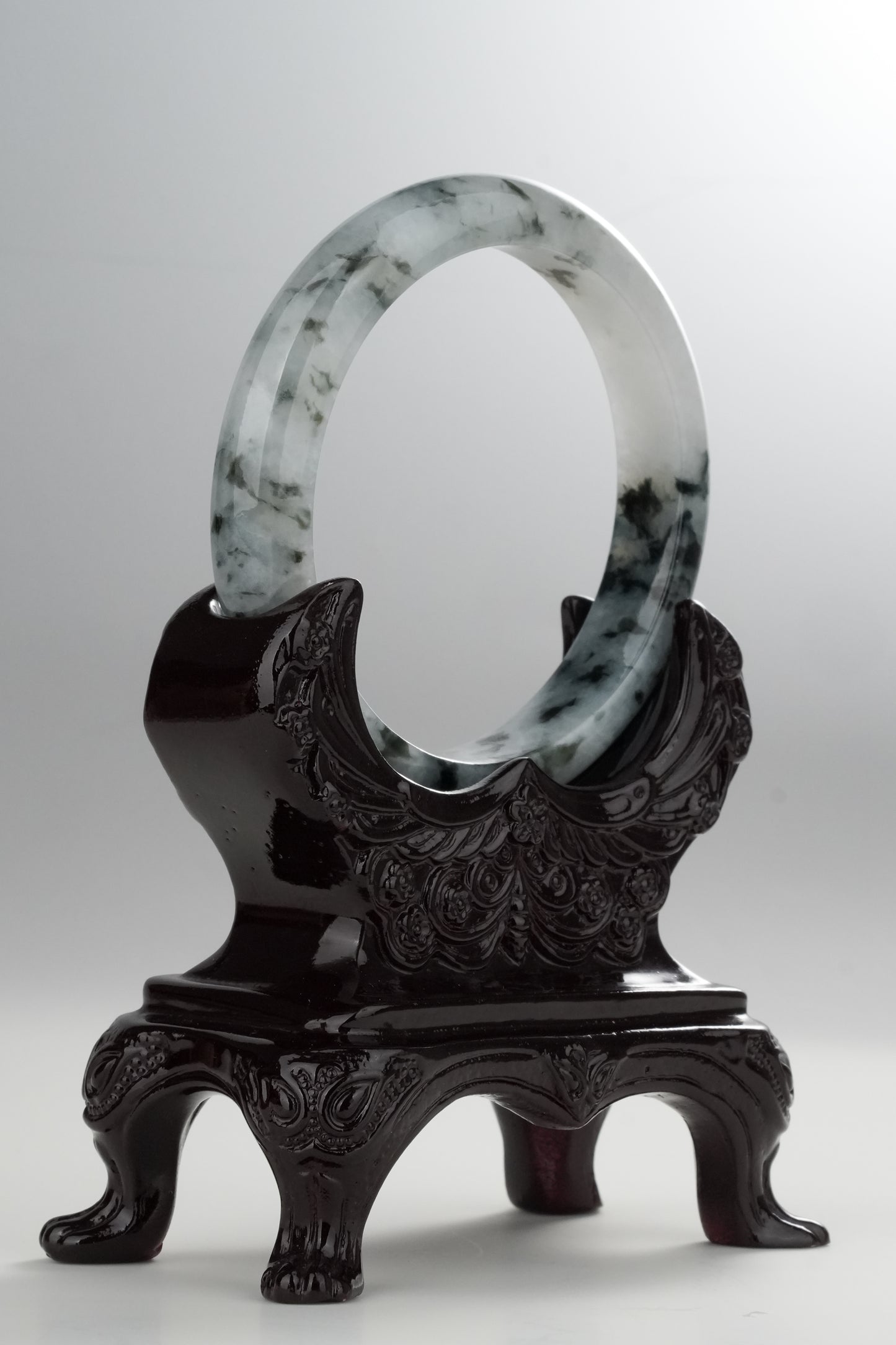 #0329"Wash Drawing" Icy Ink Flower White Jade Bangle Size 57.7