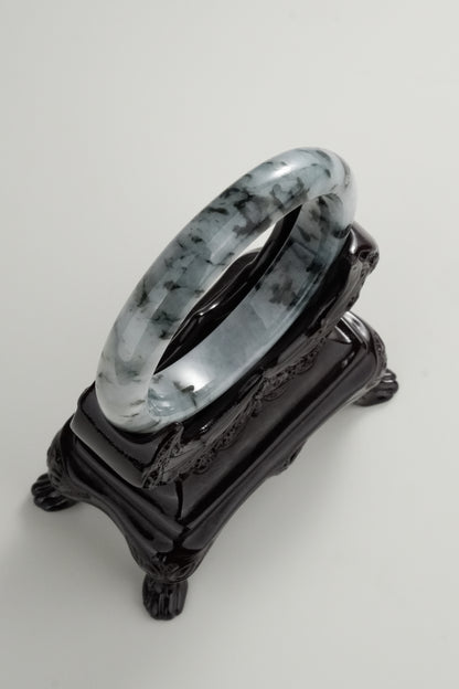 #0329"Wash Drawing" Icy Ink Flower White Jade Bangle Size 57.7