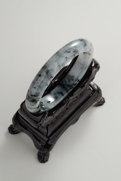 #0329"Wash Drawing" Icy Ink Flower White Jade Bangle Size 57.7