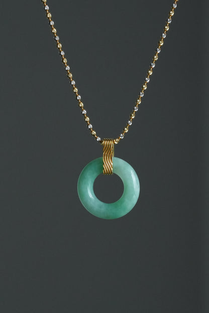 #0468 "Bi" Vivid Green Jadeite Jade 18K Yellow Gold Pendant
