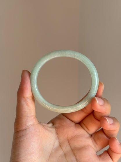 #0426 Lotus Green Oval Jade Bangle Size 51