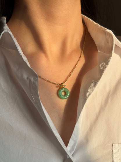 #P0534 "Bi" Vivid Green Jadeite Jade Donut 18K Yellow Gold Pendant