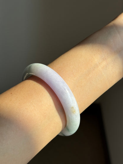 #0437 Icy Lavender Green Flower Jade Bangle Size 57