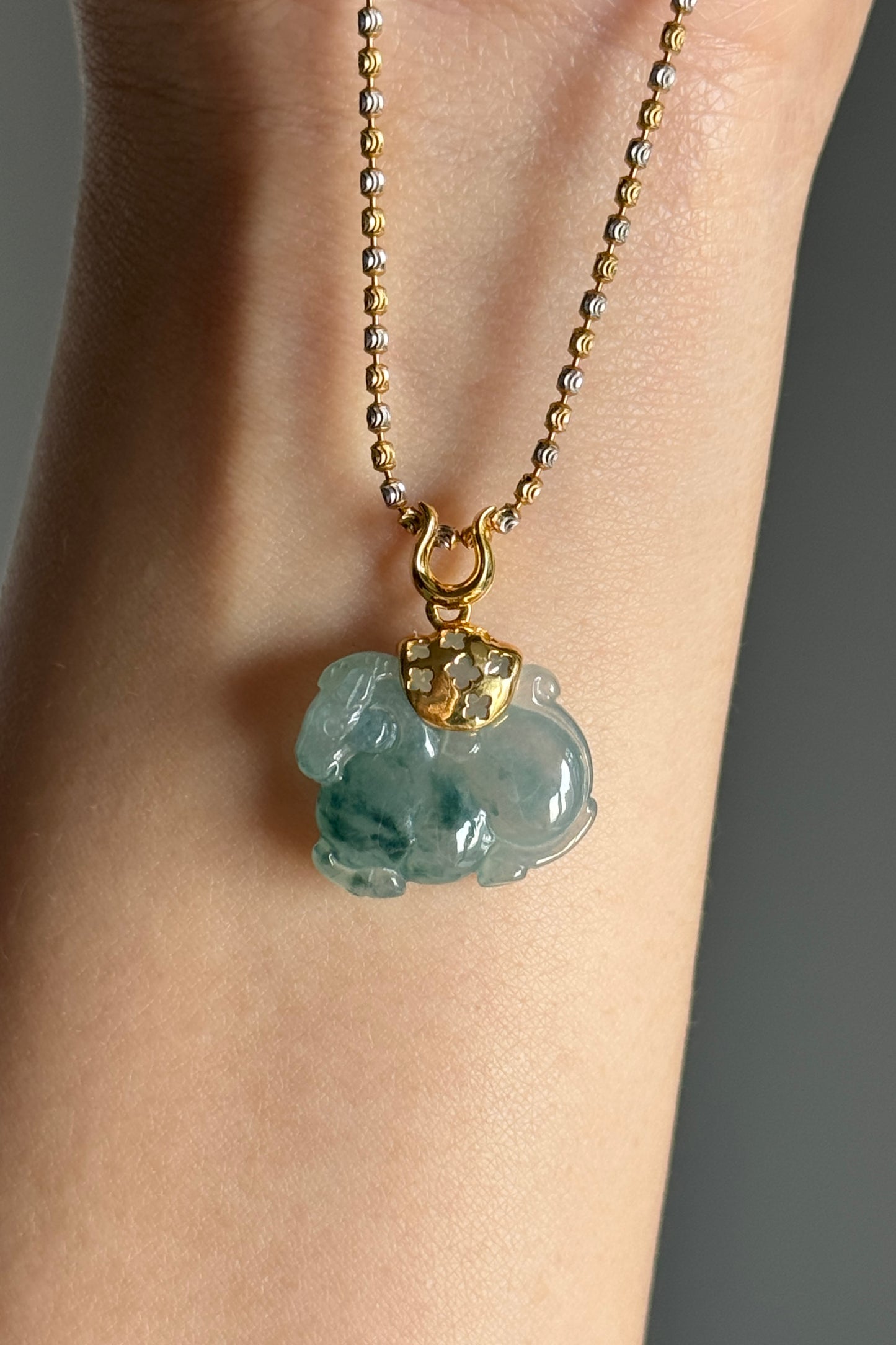 #P0505 "Tang Horse" Icy Blue Flower Jadeite Jade 18K Yellow Gold Pendant
