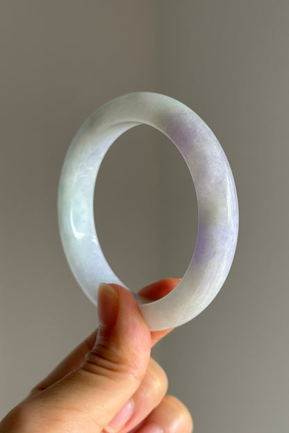 #0448 Icy Lavender Green Jade Bangle Size 55.8