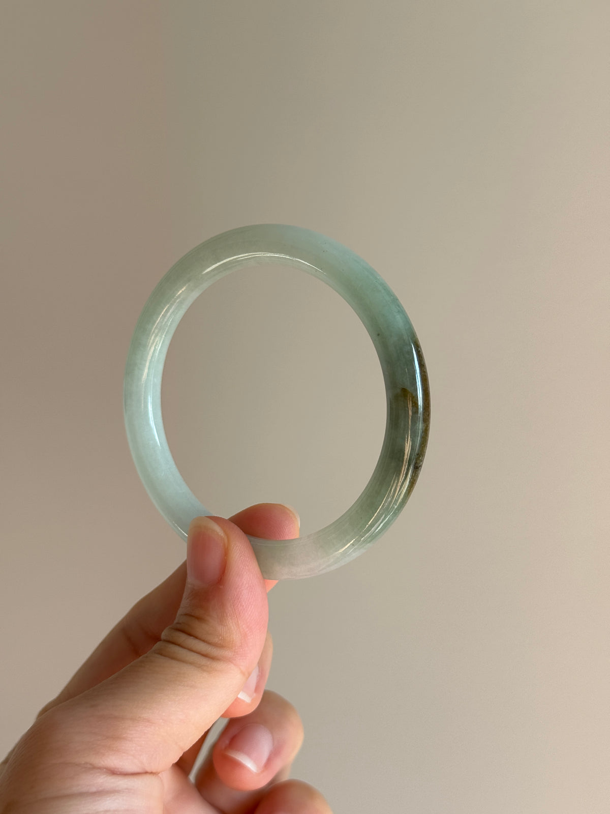 #0431 Icy Green Yellow Round Jade Bangle Size 52 (fits up to 53)