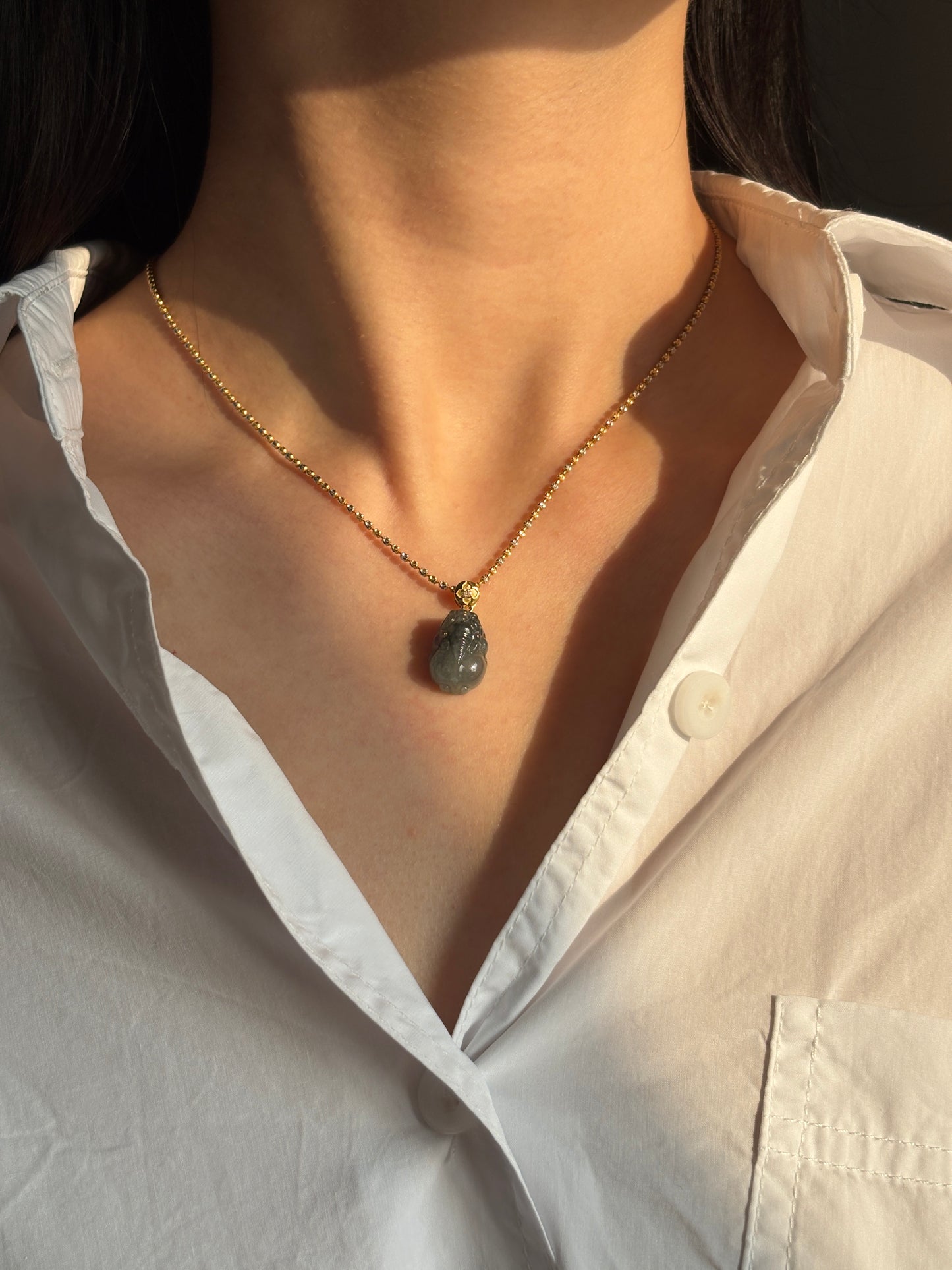 #P0528 "Pixiu" Icy Black & White Ink Wu Ji Jadeite Jade 18K Yellow Gold Pendant