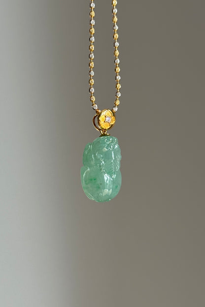 #P0566 "Pixiu" Icy Vivid Green Jadeite Jade 18K Yellow Gold Pendant