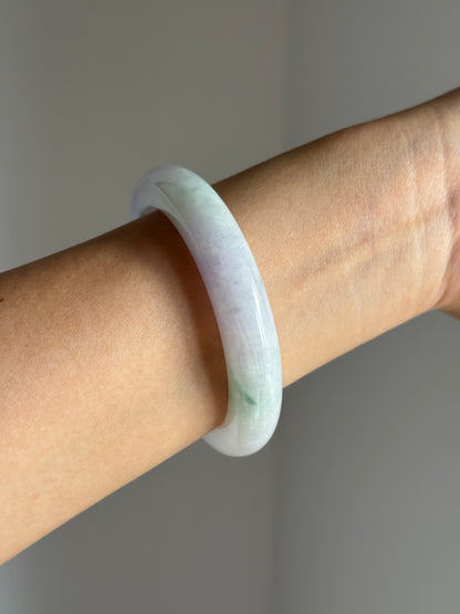 #0448 Icy Lavender Green Jade Bangle Size 55.8